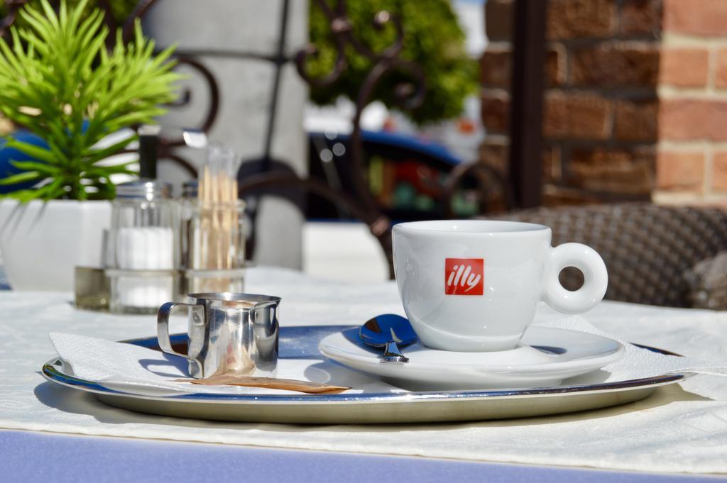 Corvin Pension And Restaurant Veľký Meder Esterno foto